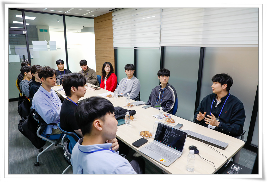 기업 현직자들이 멘토로 나선 멘토링 사진